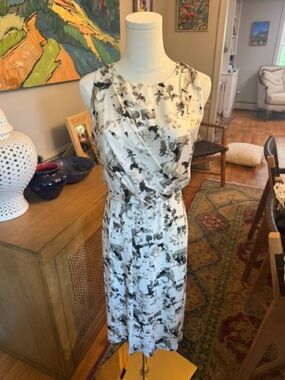 Max Mara 100% Silk Abstract Print Sleeveless Sheath Dress Made in Italy US 4
